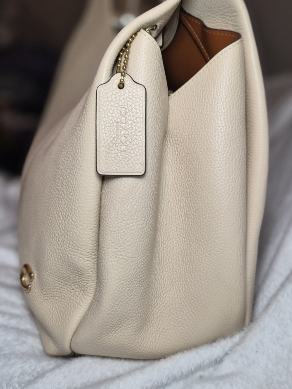 COACH Lana LARGE Shoulder Bag in Ivory Polished Pebble Leather - Picture 6 of 11